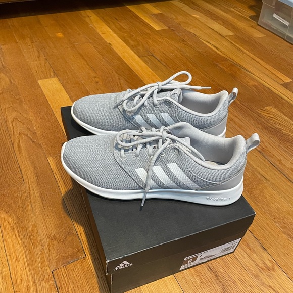 Adidas Women’s Running Shoes-QT Racer 2.0-size 9 - Picture 2 of 6